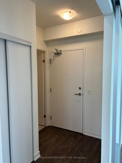 Photo 16 at 930 - 2 David Eyer Road, Rural Richmond Hill, Richmond Hill