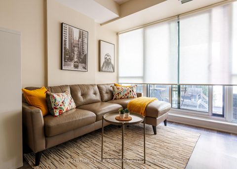 Photo 3 at 408 - 508 Wellington Street W, Waterfront Communities C1, Toronto