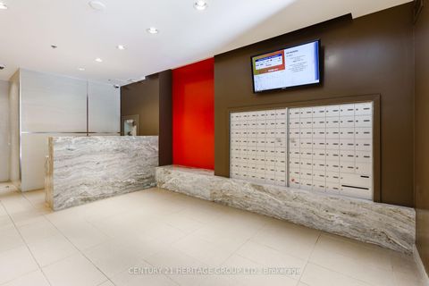 Photo 13 at 408 - 508 Wellington Street W, Waterfront Communities C1, Toronto