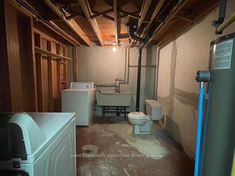 Photo 10 at 45 Hildenboro Square, L'Amoreaux, Toronto