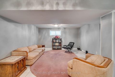 Photo 23 at 17 Altair Avenue, L'Amoreaux, Toronto