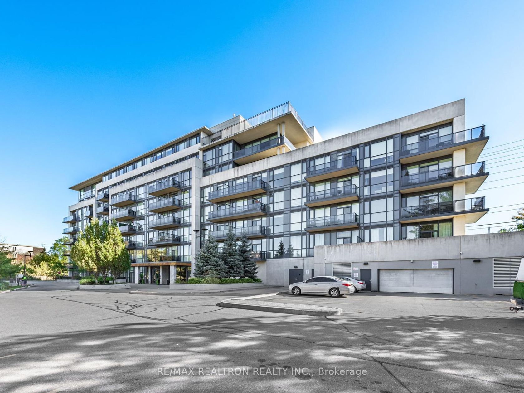 701 - 4700 Highway 7, East Woodbridge, Vaughan 