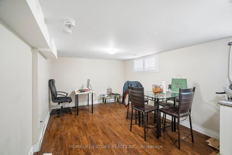 Photo 24 at 25 Peking Road, Woburn, Toronto Photo 24 at 25 Peking Road, Woburn, Toronto