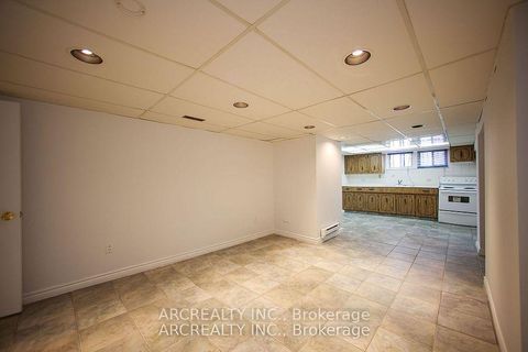 Photo 7 at 16 Faith Avenue, Clanton Park, Toronto