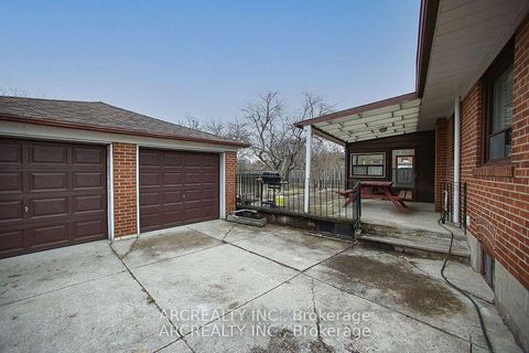 Photo 21 at 16 Faith Avenue, Clanton Park, Toronto