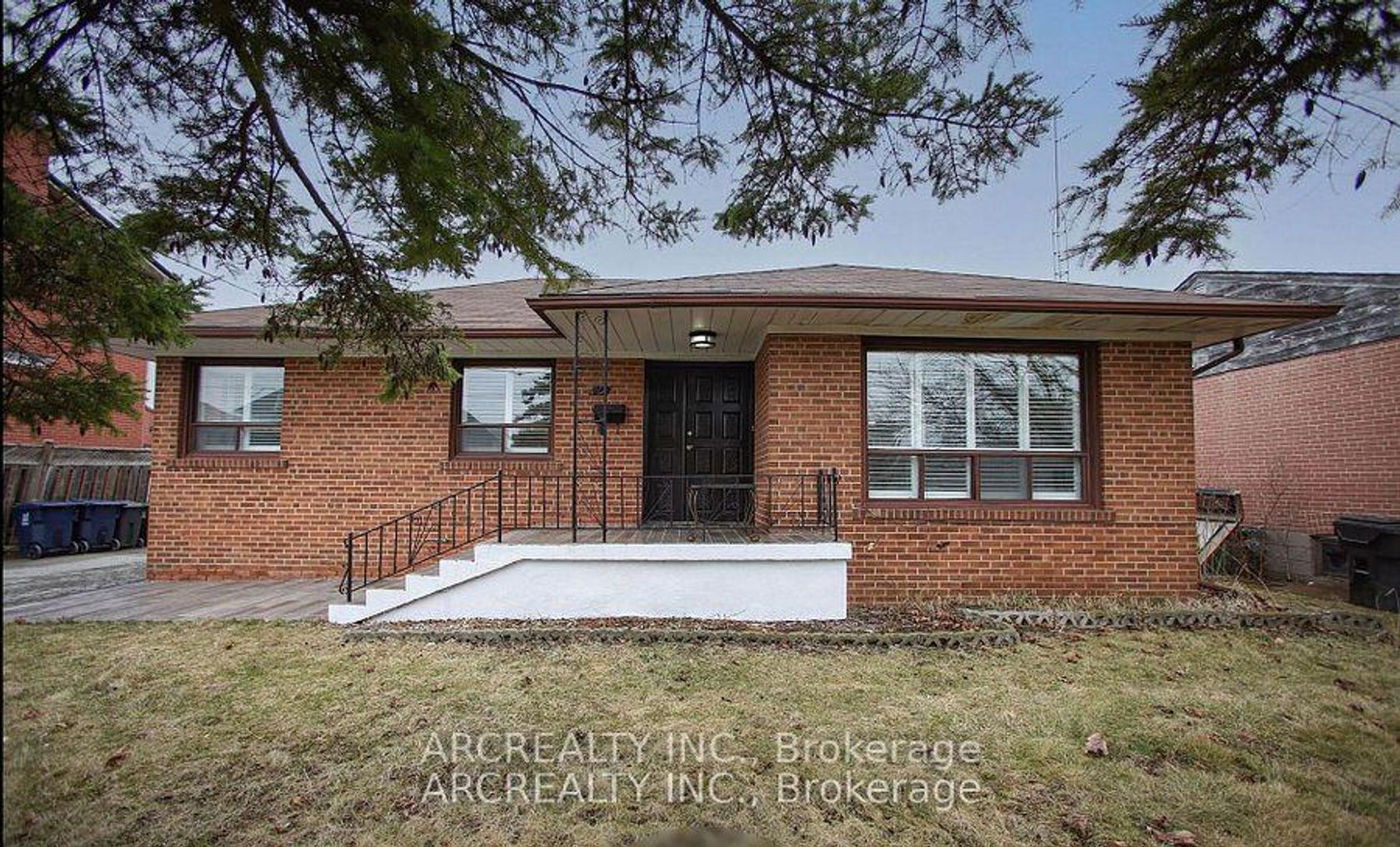 16 Faith Avenue, Clanton Park, Toronto by Alessia Polo 16 Faith Avenue, Clanton Park, Toronto