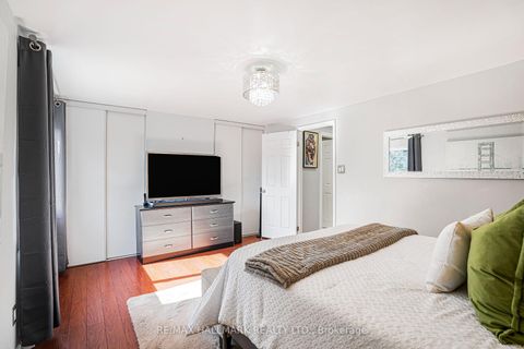 Photo 14 at 19 - 195 Trudelle Street, Eglinton East, Toronto