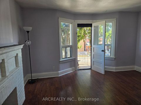 Photo 1 at 910 Dovercourt Road, Junction, Toronto
