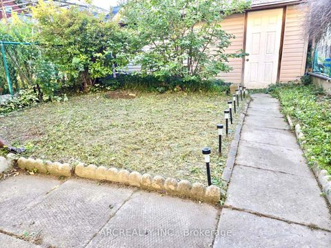 Photo 7 at 910 Dovercourt Road, Junction, Toronto