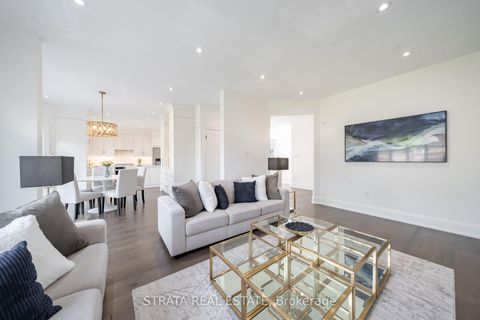 Photo 4 at 39 Dunblane Avenue, Maple, Vaughan