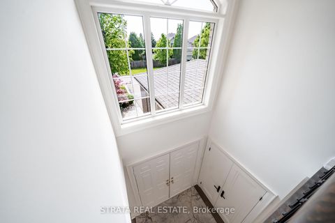 Photo 22 at 39 Dunblane Avenue, Maple, Vaughan