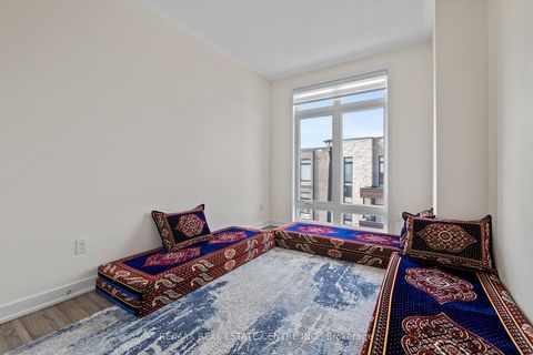 Photo 26 at 53 Benoit Street, Vellore Village, Vaughan