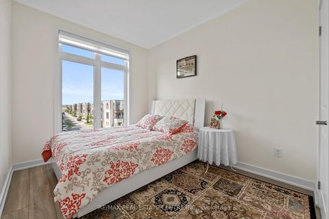 Photo 29 at 53 Benoit Street, Vellore Village, Vaughan