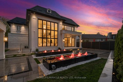 Photo 3 at 517 Stafford Drive, WO West, Oakville