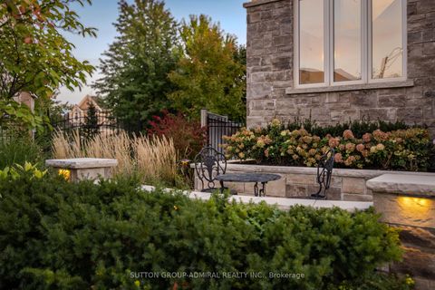 Photo 3 at 22 James Bowman Court, Nobleton, King