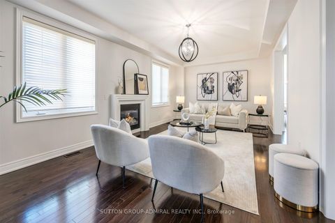 Photo 7 at 22 James Bowman Court, Nobleton, King