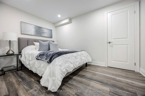 Photo 33 at 22 James Bowman Court, Nobleton, King