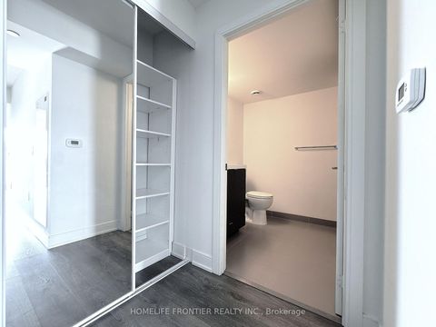 Photo 4 at 1507 - 89 McGill Street, Yonge Corridor, Toronto