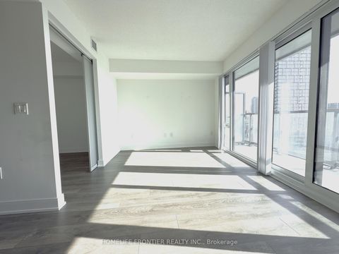 Photo 12 at 1507 - 89 McGill Street, Yonge Corridor, Toronto