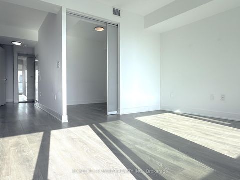 Photo 14 at 1507 - 89 McGill Street, Yonge Corridor, Toronto