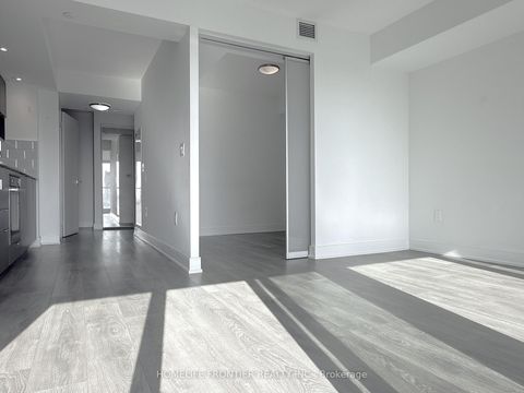 Photo 15 at 1507 - 89 McGill Street, Yonge Corridor, Toronto