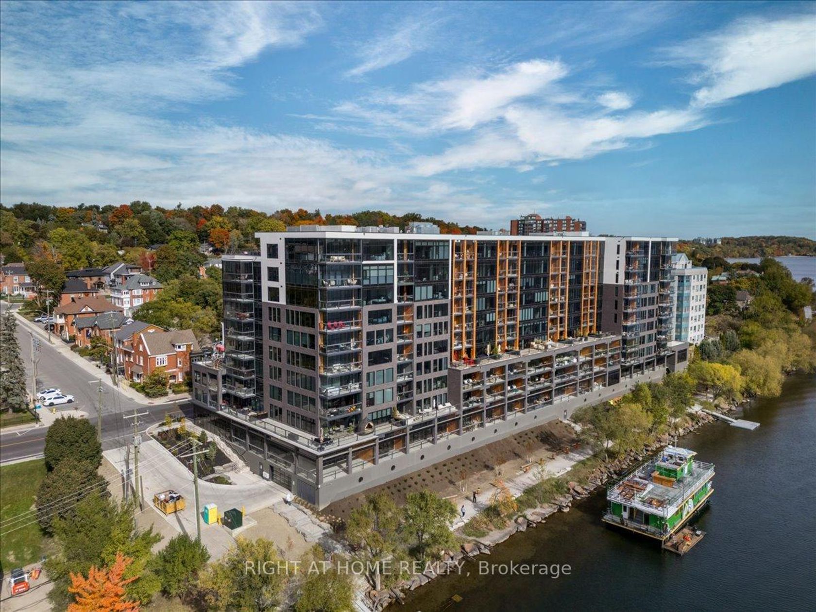 517 - 185 Dunlop Street E, Lakeshore, Barrie photo 9 517 - 185 Dunlop Street E, Lakeshore, Barrie photo 9