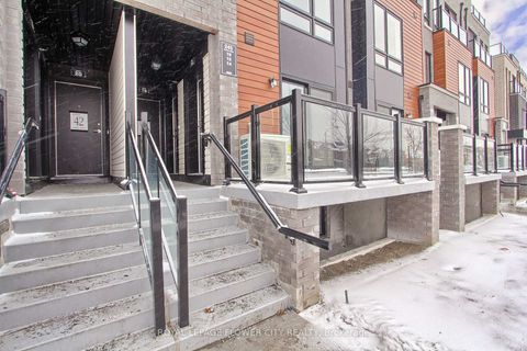 Photo 4 at 14 - 245 Mclevin Avenue, Malvern, Toronto