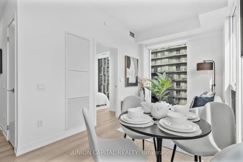 Photo 4 at 3517 - 82 DALHOUSIE Street, Yonge Corridor, Toronto