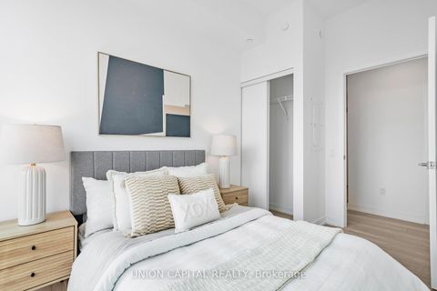 Photo 16 at 3517 - 82 DALHOUSIE Street, Yonge Corridor, Toronto