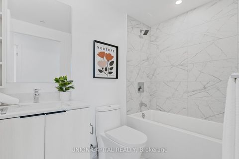Photo 17 at 3517 - 82 DALHOUSIE Street, Yonge Corridor, Toronto