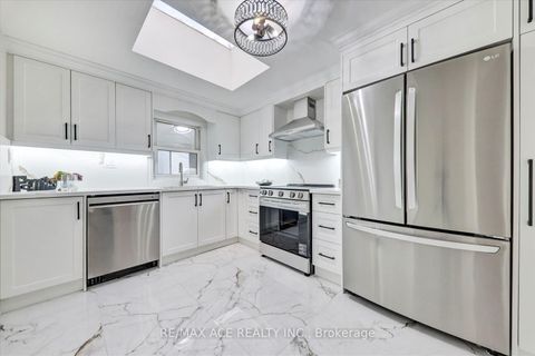 Photo 14 at 734 Brock Avenue, Junction, Toronto