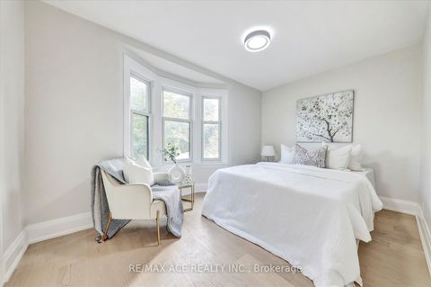 Photo 19 at 734 Brock Avenue, Junction, Toronto