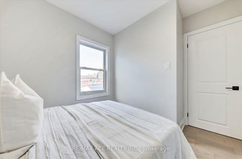 Photo 23 at 734 Brock Avenue, Junction, Toronto
