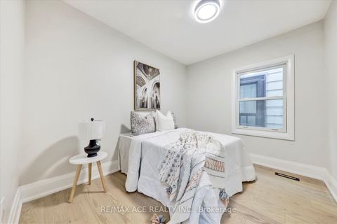 Photo 24 at 734 Brock Avenue, Junction, Toronto