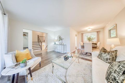 Photo 9 at 61 Corning Road, Don Valley Village, Toronto