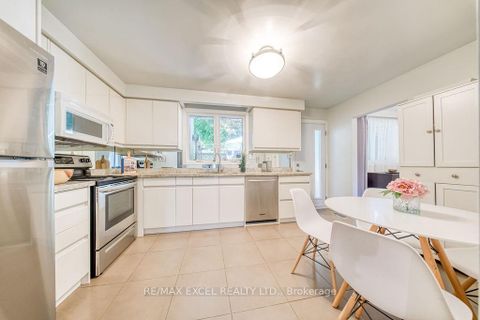 Photo 13 at 61 Corning Road, Don Valley Village, Toronto