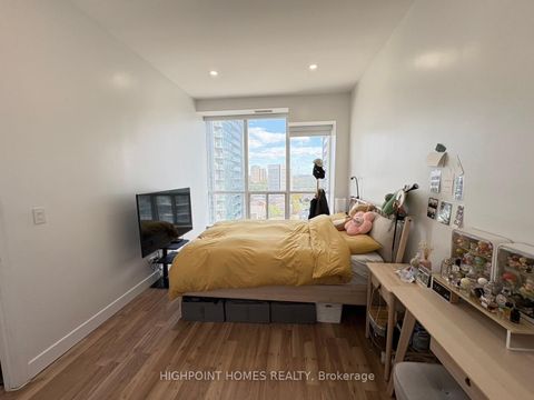 Photo 2 at 909 - 797 Don Mills Road, Flemingdon Park, Toronto