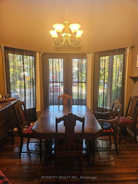 Photo 3 at 981 Linden Street S, Alcona, Innisfil