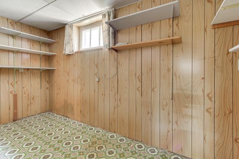 Photo 17 at 49 Monkswood Crescent, Central Newmarket, Newmarket