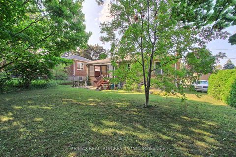 Photo 22 at 49 Monkswood Crescent, Central Newmarket, Newmarket
