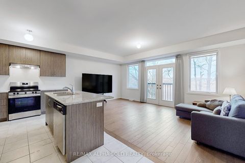 Photo 6 at 66 Puisaya Drive, Rural Richmond Hill, Richmond Hill