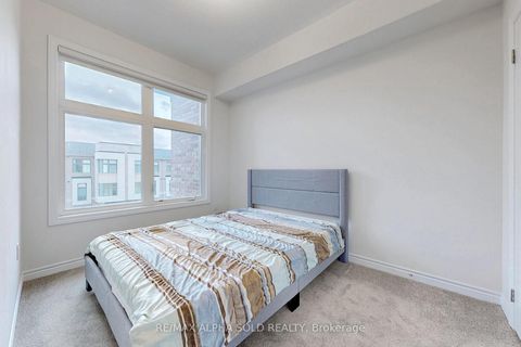 Photo 22 at 66 Puisaya Drive, Rural Richmond Hill, Richmond Hill