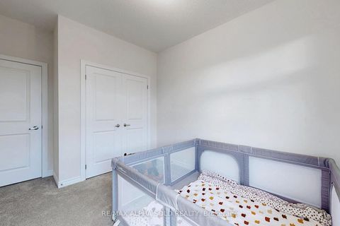 Photo 27 at 66 Puisaya Drive, Rural Richmond Hill, Richmond Hill