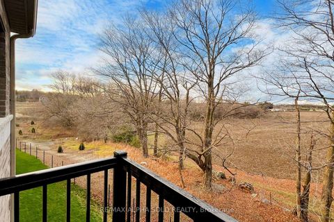 Photo 36 at 66 Puisaya Drive, Rural Richmond Hill, Richmond Hill