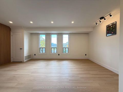Photo 4 at 52 - 16 Rexdale Boulevard, Kipling, Toronto