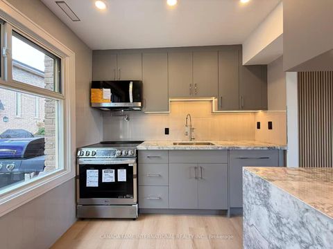 Photo 12 at 52 - 16 Rexdale Boulevard, Kipling, Toronto