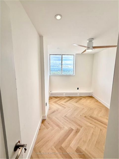 Photo 13 at ph04 - 330 Dixon Road, The Westway, Toronto