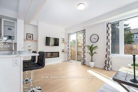 Photo 5 at 1 - 2184 Postmaster Drive W, WM Westmount, Oakville