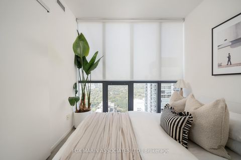 Photo 15 at 4006 - 101 Charles Street E, Yonge Corridor, Toronto Photo 15 at 4006 - 101 Charles Street E, Yonge Corridor, Toronto