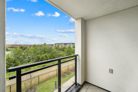 Photo 7 at 147 - 3010 Trailside Drive, GO Glenorchy, Oakville